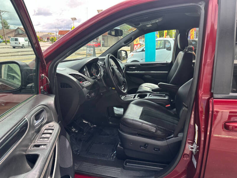 2017 Dodge Grand Caravan SXT