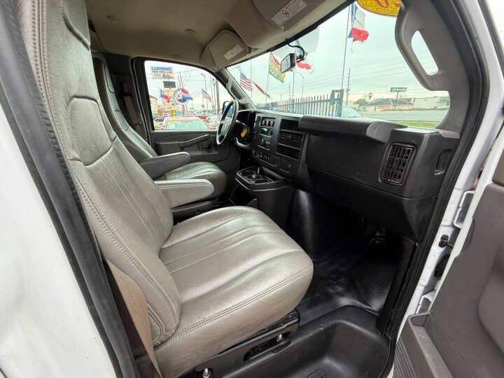 2020 Chevrolet Express 2500