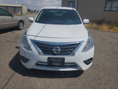 2019 Nissan Versa S Plus
