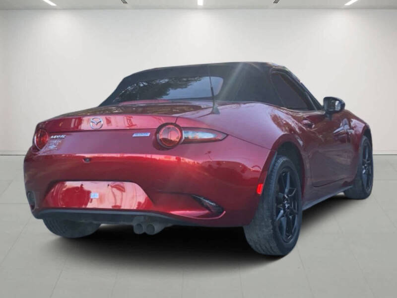 2019 Mazda MX-5 Miata Sport