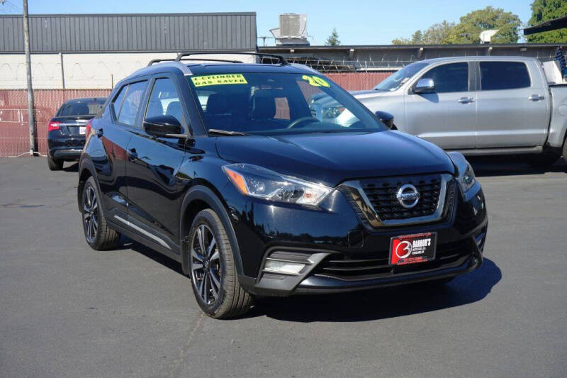 2020 Nissan Kicks SR