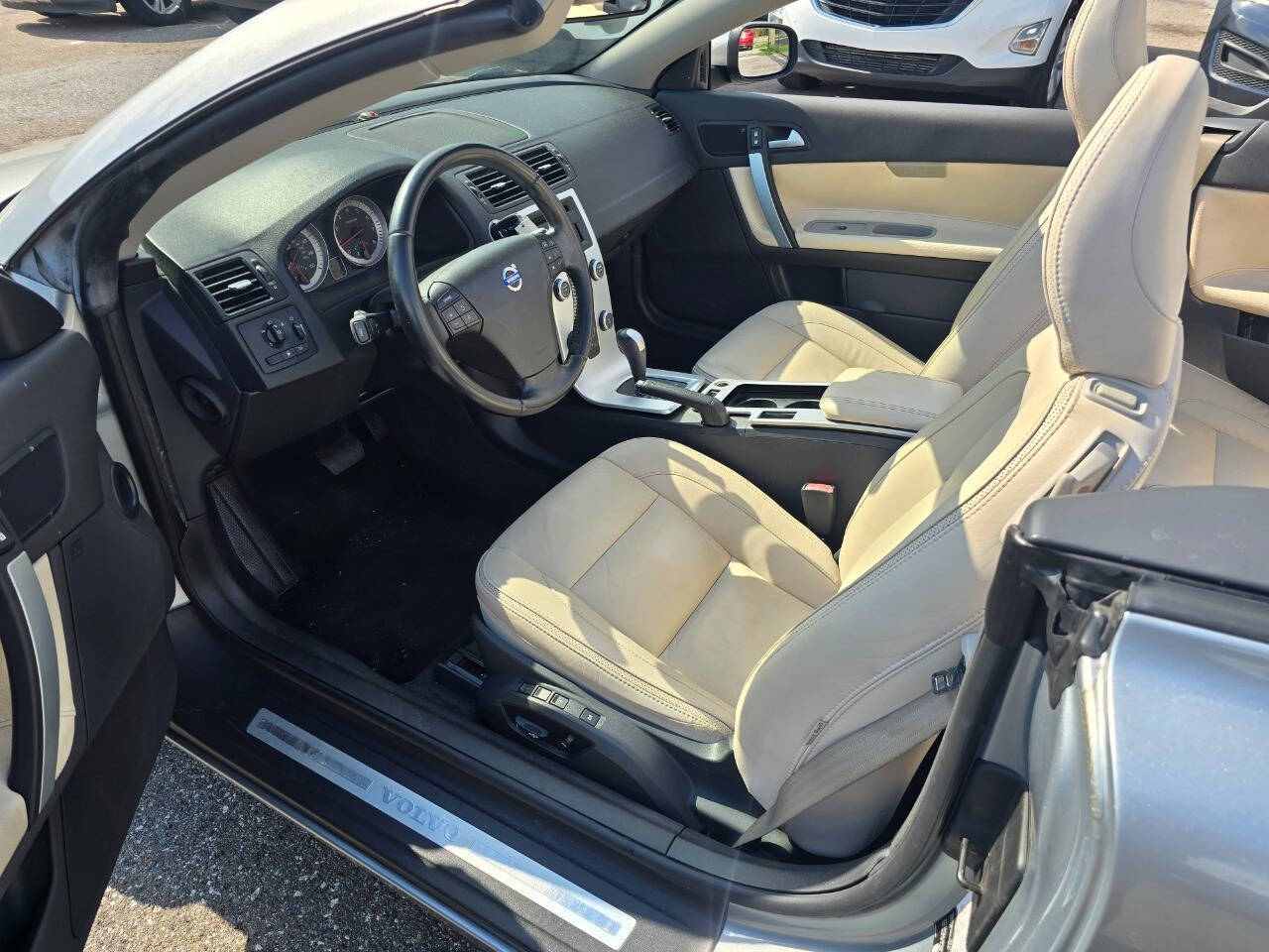 2013 Volvo C70 for sale at Bascarshop in Tampa, FL