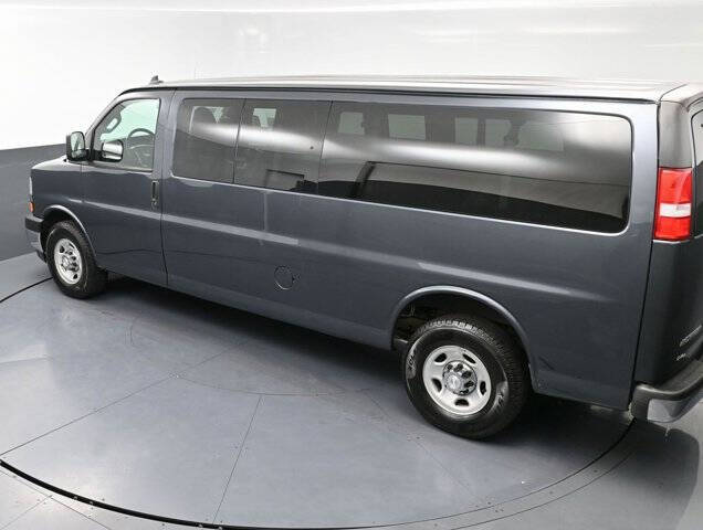 2017 Chevrolet Express LT 3500