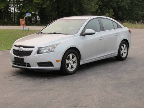 2013 Chevrolet Cruze for sale at CAT CREEK AUTO in Menahga MN