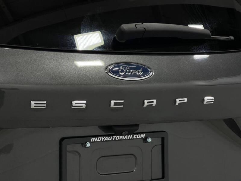 2020 Ford Escape SEL