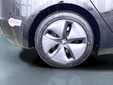 2019 Tesla Model 3 Mid Range