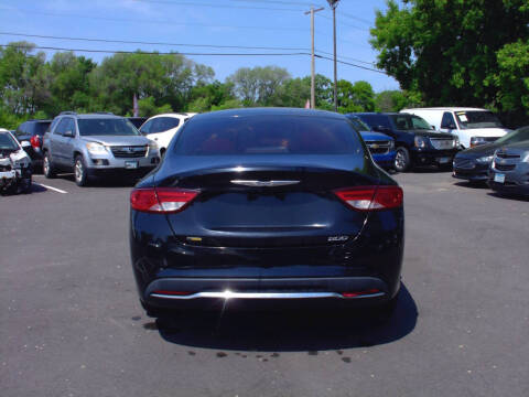 2016 Chrysler 200