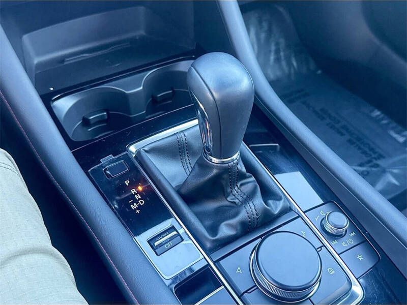 2025 Mazda Mazda3 Hatchback 2.5 S Carbon Edition