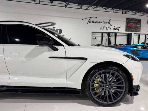 2023 Aston Martin DBX 707