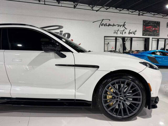 2023 Aston Martin DBX 707