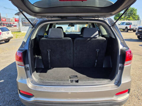 2019 Kia Sorento LX