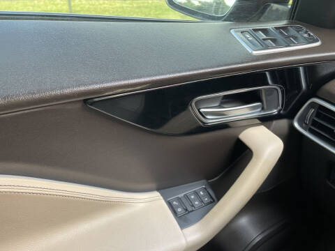 2017 Jaguar F-PACE 20d Prestige