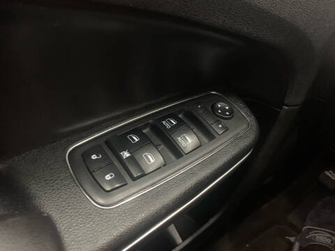 2018 Chrysler 300 Touring