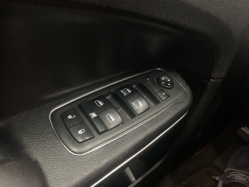 2018 Chrysler 300 Touring