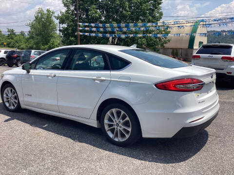 2019 Ford Fusion Hybrid for sale at Riverside Auto Sales in Saint Albans WV