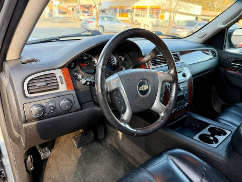2012 Chevrolet Suburban LT