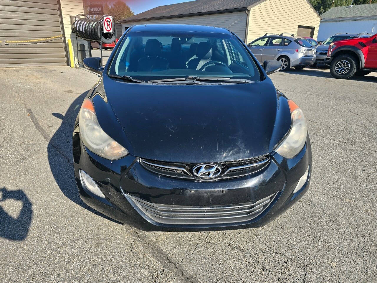 2011 Hyundai ELANTRA for sale at QUEENSGATE AUTO SALES in York, PA