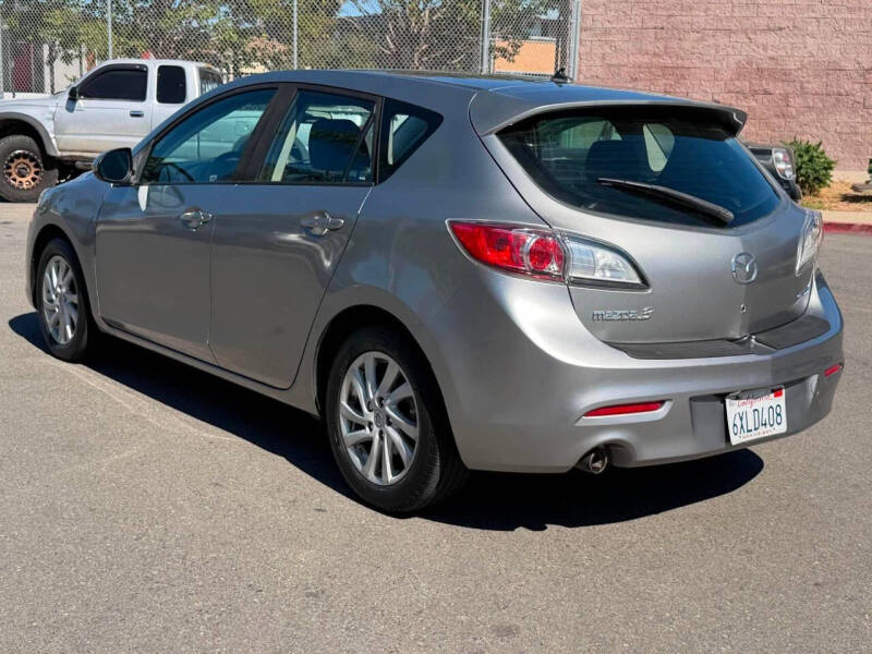 2012 Mazda MAZDA3 i Grand Touring