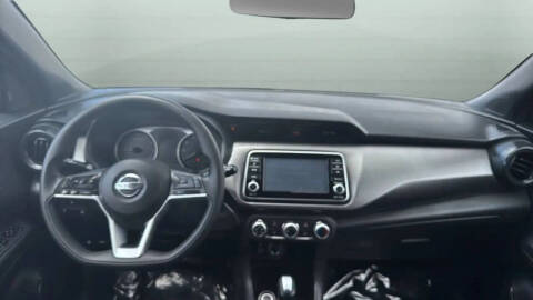2020 Nissan Kicks S