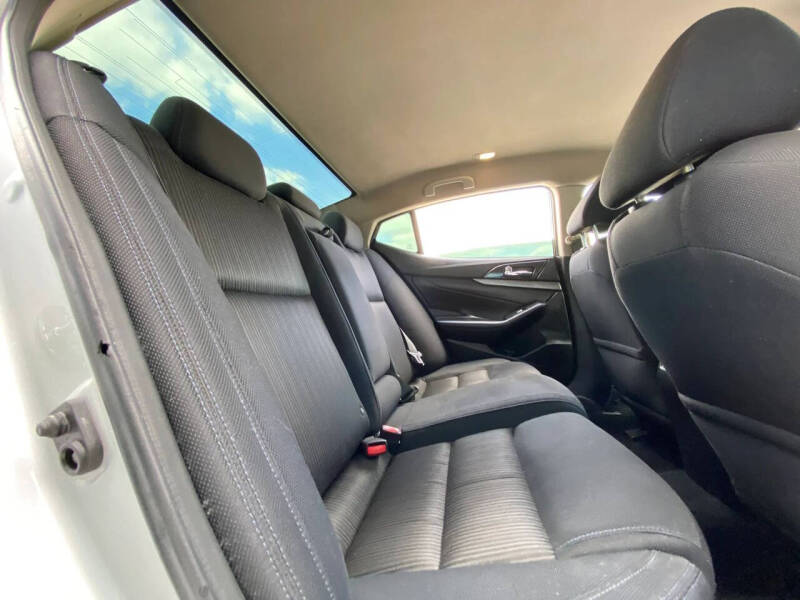 2017 Nissan Maxima
