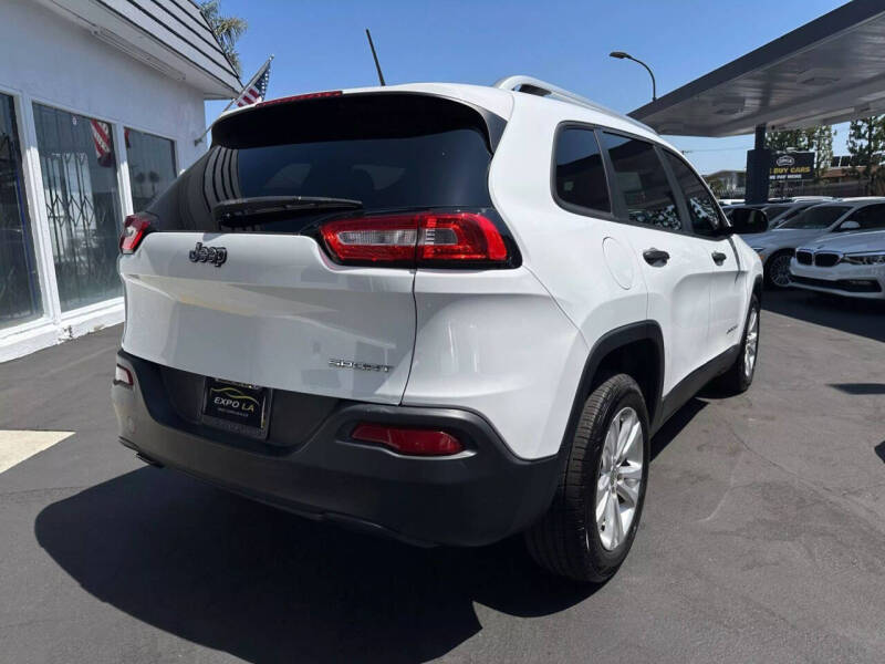 2015 Jeep Cherokee Sport