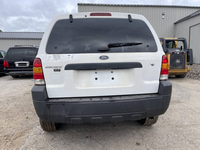 2006 Ford Escape for sale at Twin Cities Auctions in Elk River, MN