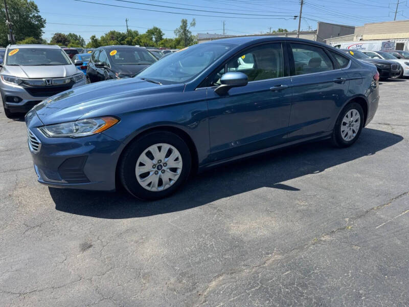 2019 Ford Fusion S