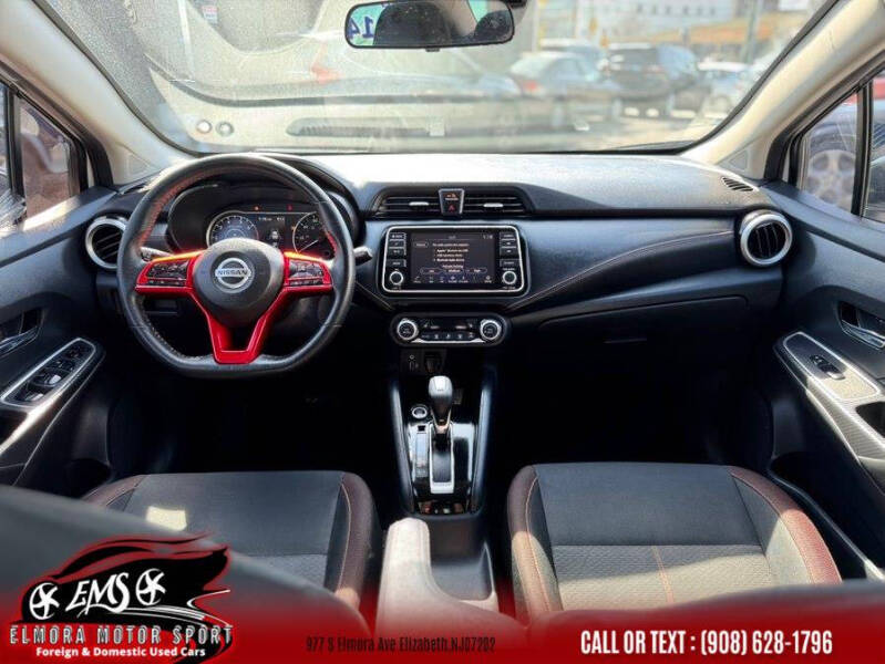 2021 Nissan Versa SR