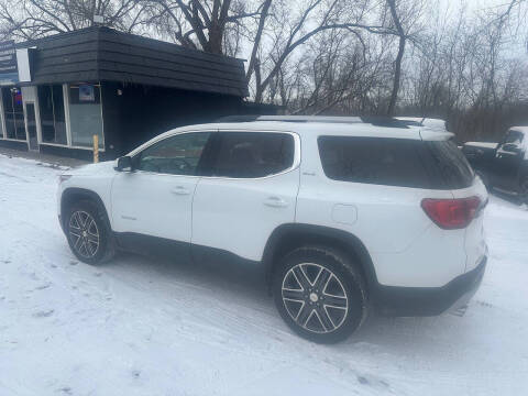 2017 GMC Acadia SLE-2