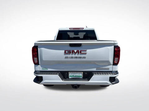 2025 GMC Sierra 1500 Elevation Standard