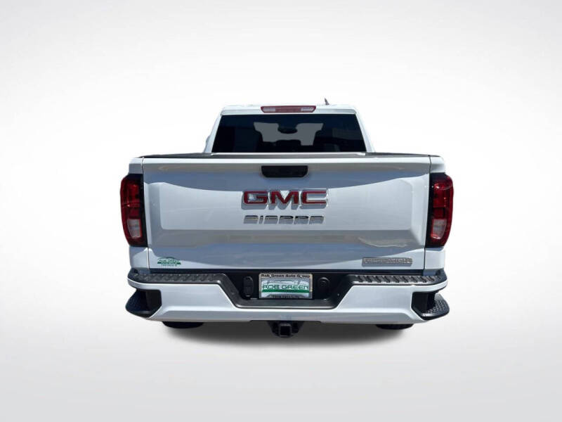 2025 GMC Sierra 1500 Elevation Standard