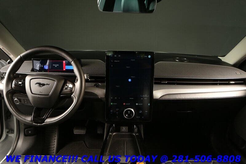 2021 Ford Mustang Mach-E Select