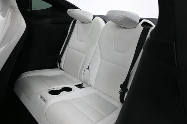 2022 Tesla Model X Plaid