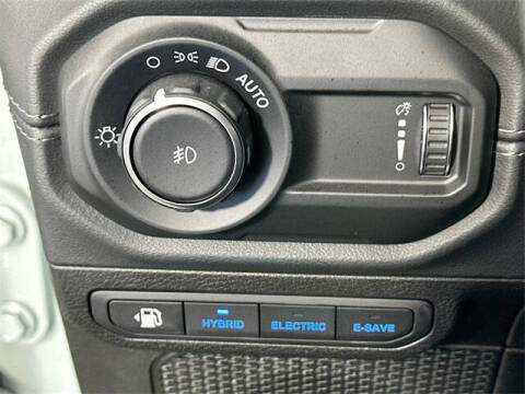 2024 Jeep Wrangler Sahara 4xe