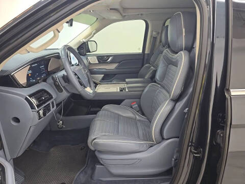 2021 Lincoln Navigator Black Label
