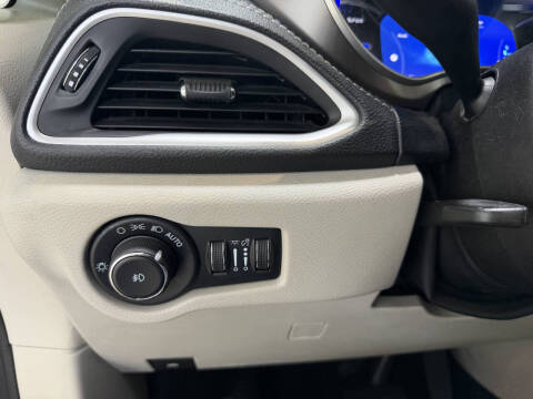 2021 Chrysler Pacifica Hybrid Touring L