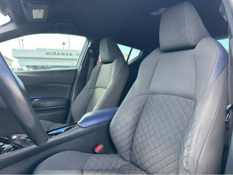 2021 Toyota C-HR XLE