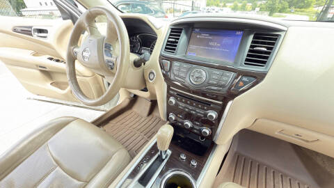 2014 Nissan Pathfinder Platinum