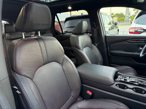 2025 Honda Pilot Black Edition
