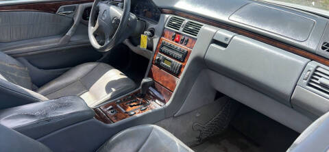 2000 Mercedes-Benz E-Class E 320