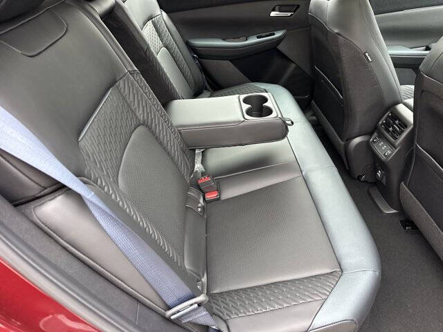 2026 Nissan LEAF Platinum+