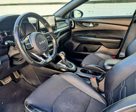 2022 Kia Forte GT Line