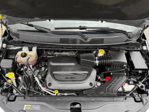 2020 Chrysler Voyager LXi