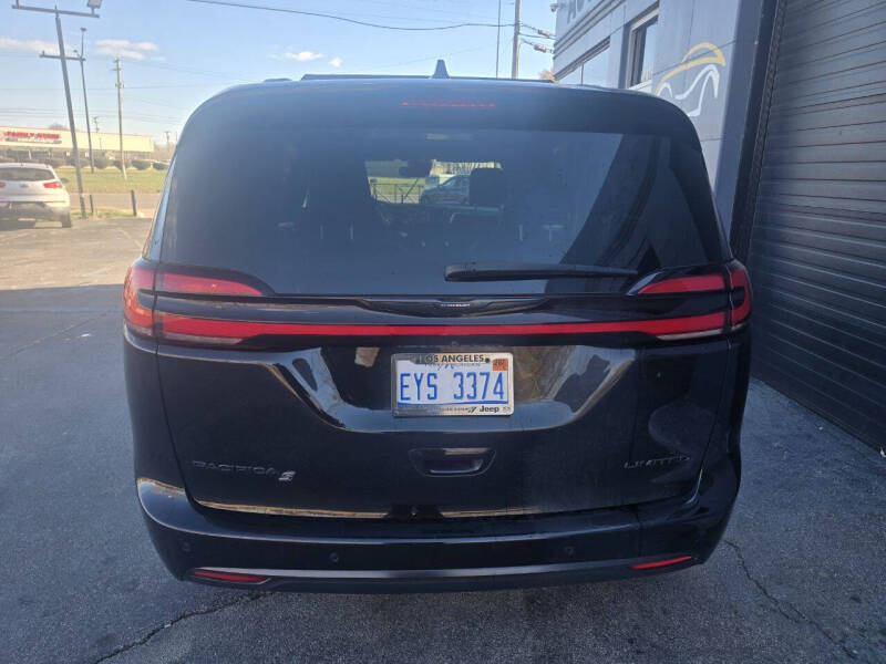 2023 Chrysler Pacifica Limited