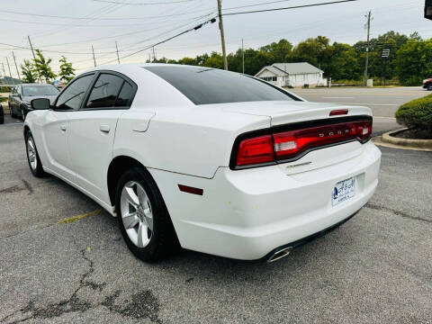 2012 Dodge Charger SE