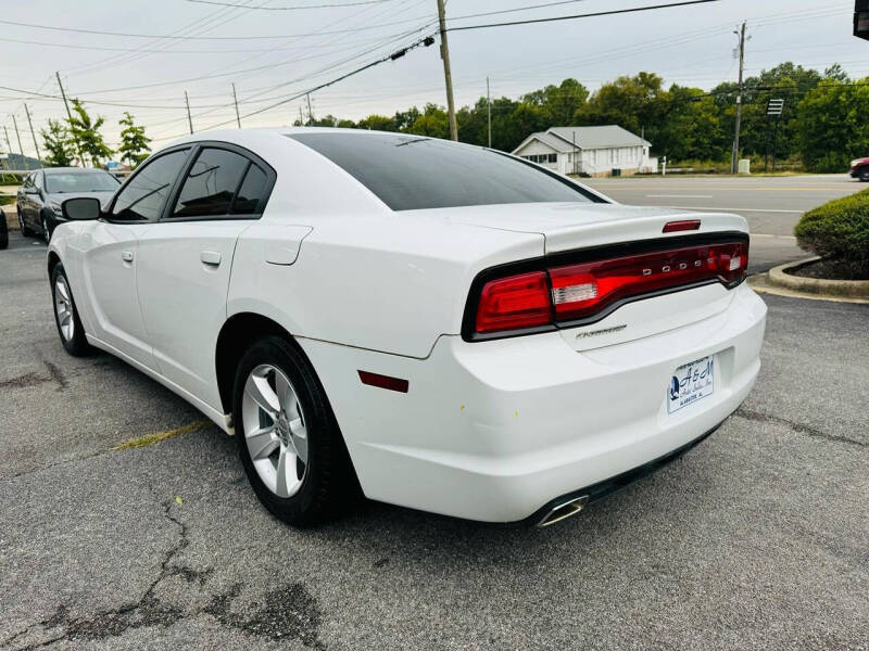 2012 Dodge Charger SE