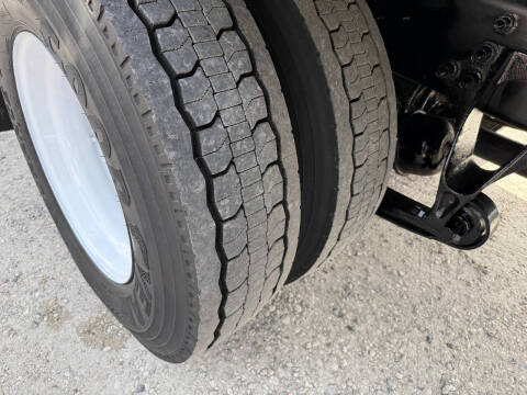 2018 International DuraStar 4300