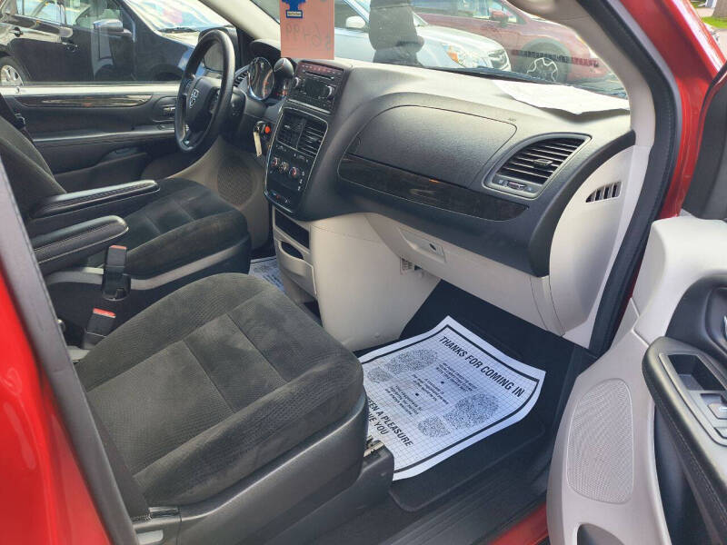 2016 Dodge Grand Caravan American Value Package