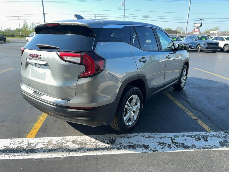 2024 GMC Terrain SLE