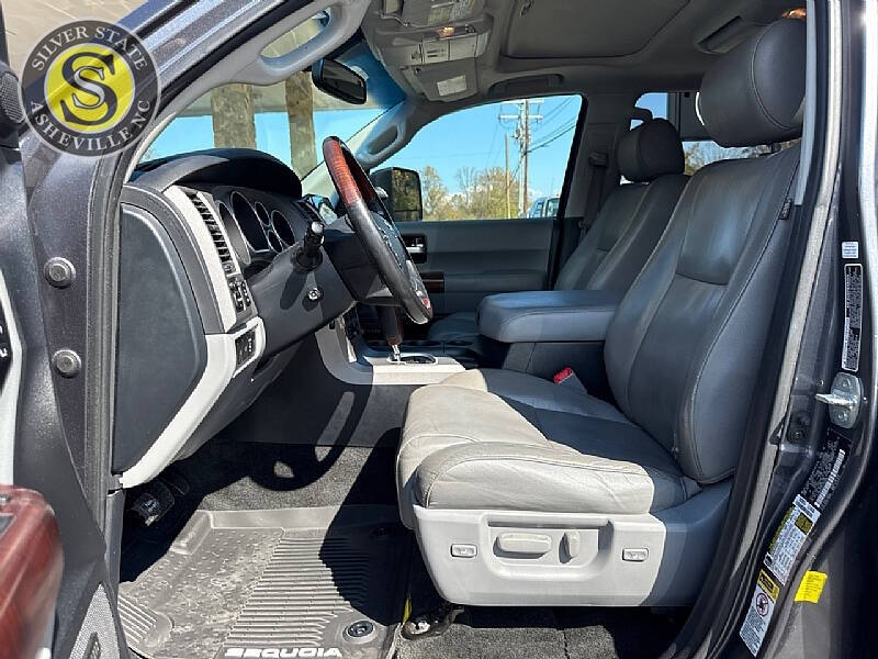 2012 Toyota Sequoia Platinum